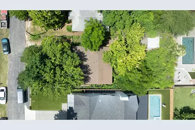 1805 Lucerne Street, Dallas, TX 75214 - Photo 2