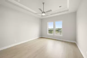 225 Ravenna Blvd, Justin, TX 76247 - Photo 14