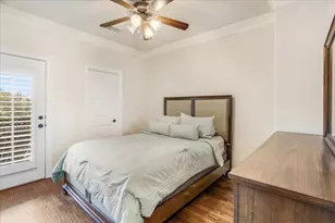 7940 W Bishop Rd, Plano, TX 75024 - Photo 10