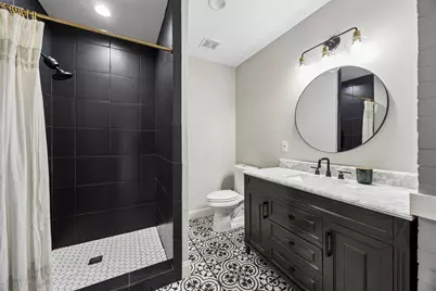 502 Featherston Street, Cleburne, TX 76033 - Photo 18