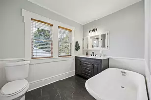 502 Featherston St, Cleburne, TX 76033 - Photo 16