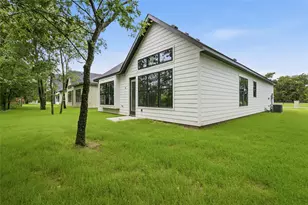 307 E Locust St, Leonard, TX 75452 - Photo 10