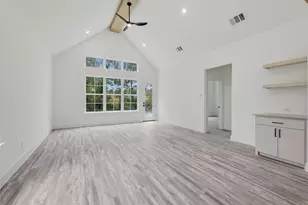 307 E Locust St, Leonard, TX 75452 - Photo 4