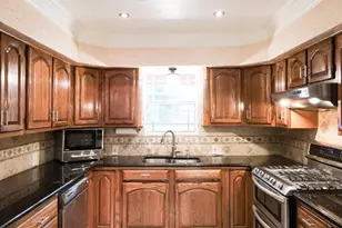 518 Harn Dr, Lewisville, TX 75057 - Photo 6