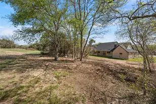 317 N Big Red Way, China Spring, TX 76633 - Photo 34