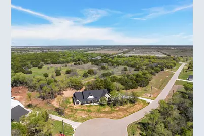 317 N Big Red Way, China Spring, TX 76633 - Photo 36