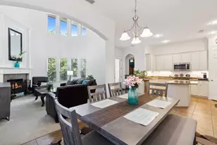 2824 Lazy Creek Dr, Grand Prairie, TX 75052 - Photo 10