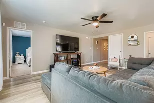 1713 Abby Creek Dr, Little Elm, TX 75068 - Photo 2