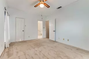 2101 Count Fleet Dr, Arlington, TX 76011 - Photo 14