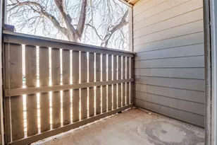 2101 Count Fleet Dr, Arlington, TX 76011 - Photo 16