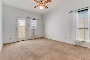 2101 Count Fleet Dr, Arlington, TX 76011 - Photo 8