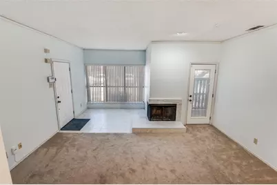 2101 Count Fleet Drive #502, Arlington, TX 76011 - Photo 2
