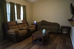 6307 Valley Ridge Dr, Fort Worth, TX 76140 - Photo 2