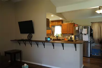 6307 Valley Ridge Drive, Fort Worth, TX 76140 - Photo 4