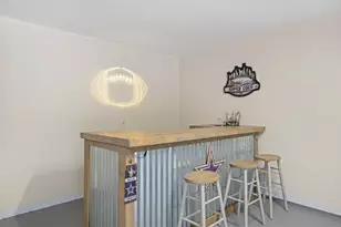 1209 Wildwood Dr, Arlington, TX 76011 - Photo 16