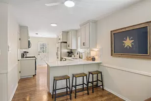 1209 Wildwood Dr, Arlington, TX 76011 - Photo 8