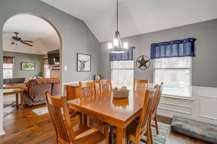 2410 Green Willow Ct, Arlington, TX 76001 - Photo 8