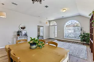 720 Date Ct, Burleson, TX 76028 - Photo 6