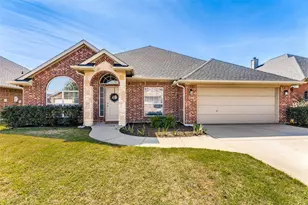 720 Date Ct, Burleson, TX 76028 - Photo 1