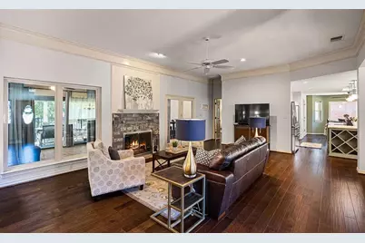 3921 Buena Vista Circle, Granbury, TX 76049 - Photo 4