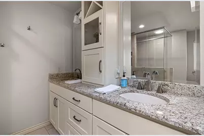 3921 Buena Vista Circle, Granbury, TX 76049 - Photo 14