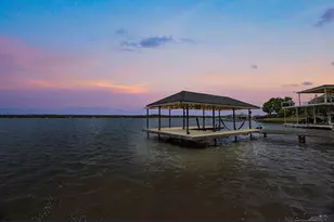 3921 Buena Vista Cir, Granbury, TX 76049 - Photo 2