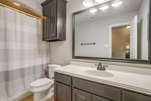 2747 Elmwood Dr, Burleson, TX 76028 - Photo 32