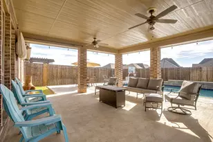 2747 Elmwood Dr, Burleson, TX 76028 - Photo 6