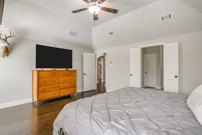 2747 Elmwood Drive, Burleson, TX 76028 - Photo 22