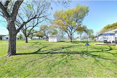 318 Hillcrest Avenue, Richardson, TX 75081 - Photo 20