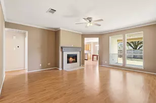 747 Tanglewood Dr, Burleson, TX 76028 - Photo 6