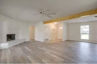 6013 Worrell Drive, Fort Worth, TX 76133 - Photo 12