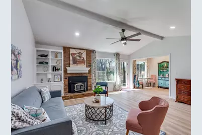 2310 Oakwood Lane, Arlington, TX 76012 - Photo 4