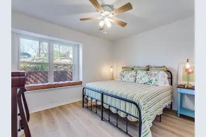 2310 Oakwood Lane, Arlington, TX 76012 - Photo 10