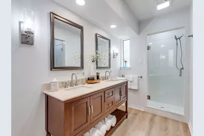 2310 Oakwood Lane, Arlington, TX 76012 - Photo 8