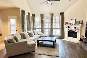 2517 Erec Dr, Lewisville, TX 75056 - Photo 2