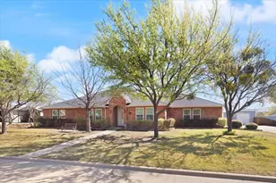 1004 Ridgetop Dr, Justin, TX 76247 - Photo 1