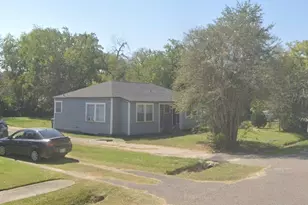 1655 Prairie St, Beaumont, TX 77701 - Photo 2