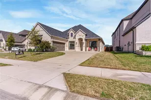 2316 Topaz Dr, Rockwall, TX 75087 - Photo 2