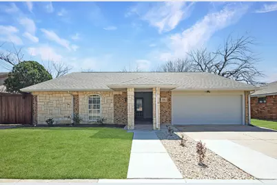 2318 Overbrook Drive, Arlington, TX 76014 - Photo 1