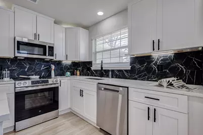 2318 Overbrook Drive, Arlington, TX 76014 - Photo 16