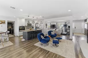 706 Hilltop Dr, Weatherford, TX 76086 - Photo 8