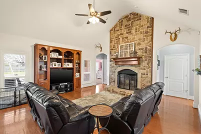 2000 Pin Oak Drive, Kaufman, TX 75142 - Photo 8