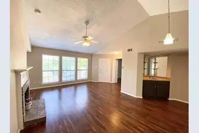 3101 Townbluff Drive #423, Plano, TX 75075 - Photo 2