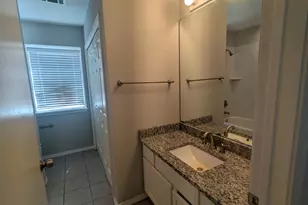 1125 Highpoint Rd, Bedford, TX 76022 - Photo 8
