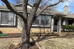 1125 Highpoint Rd, Bedford, TX 76022 - Photo 1