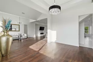 1107 Lily Ct, Grand Prairie, TX 75104 - Photo 6