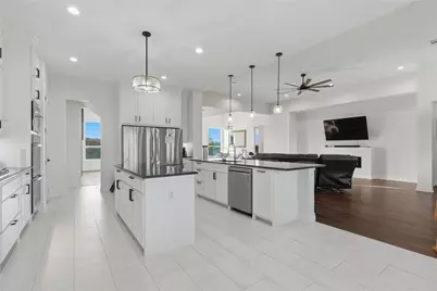 1107 Lily Court, Grand Prairie, TX 75104 - Photo 12