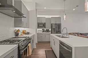 1813 Park Ave, Dallas, TX 75215 - Photo 4