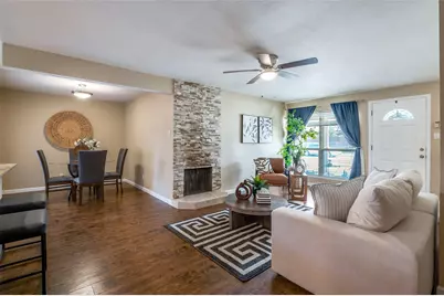 2111 Via Catalina, Carrollton, TX 75006 - Photo 4